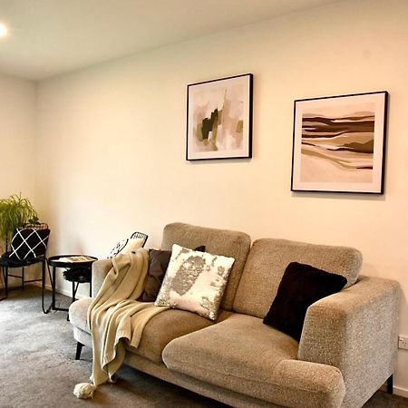 כרייסטצ'רץ' Close To Arena And One Kilometer From Railway Station Onsite Ev Car Park מראה חיצוני תמונה