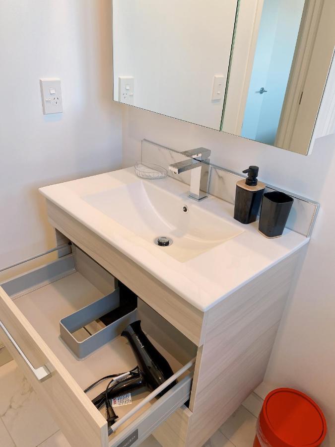 כרייסטצ'רץ' Close To Arena And One Kilometer From Railway Station Onsite Ev Car Park מראה חיצוני תמונה