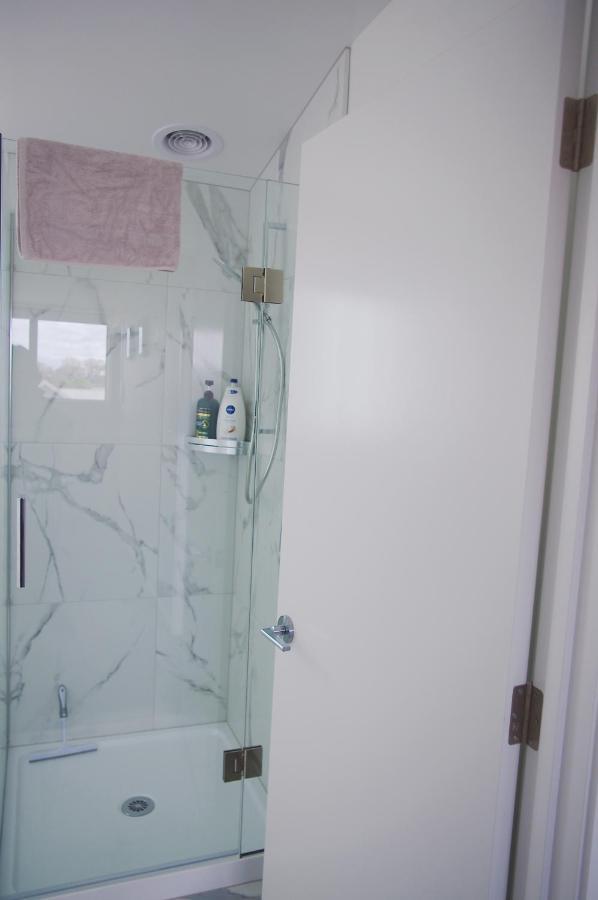 כרייסטצ'רץ' Close To Arena And One Kilometer From Railway Station Onsite Ev Car Park מראה חיצוני תמונה