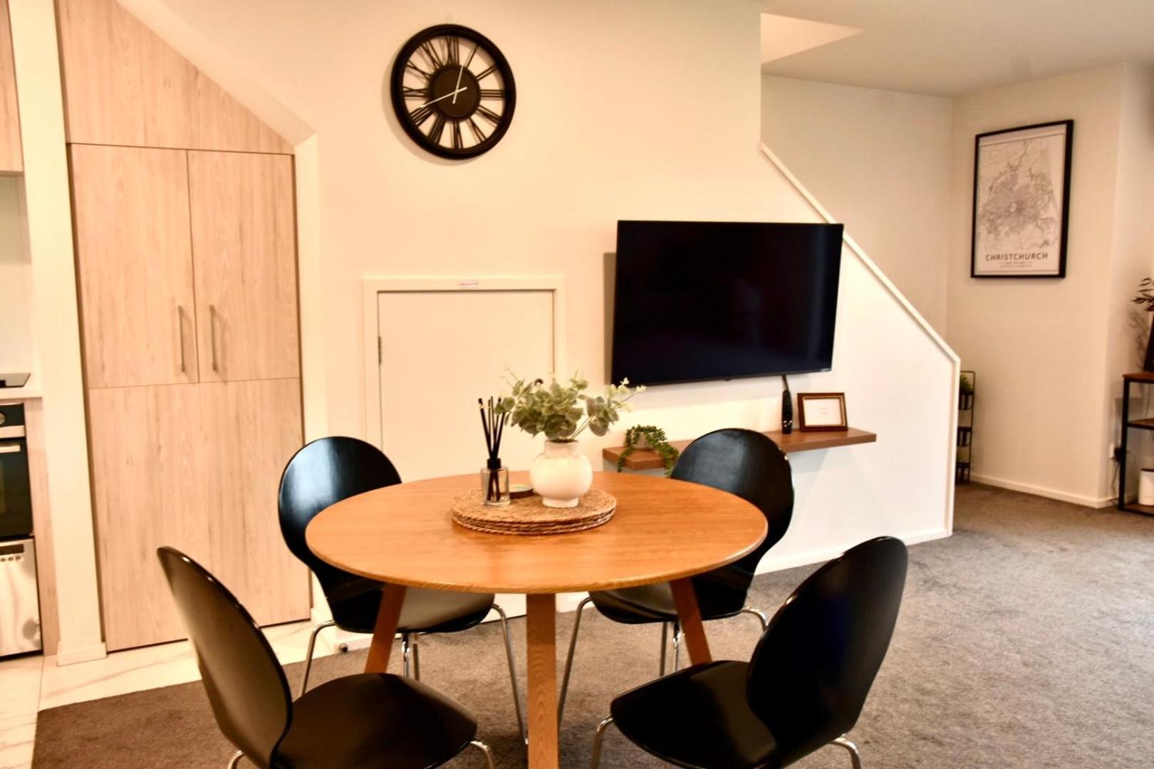 כרייסטצ'רץ' Close To Arena And One Kilometer From Railway Station Onsite Ev Car Park מראה חיצוני תמונה